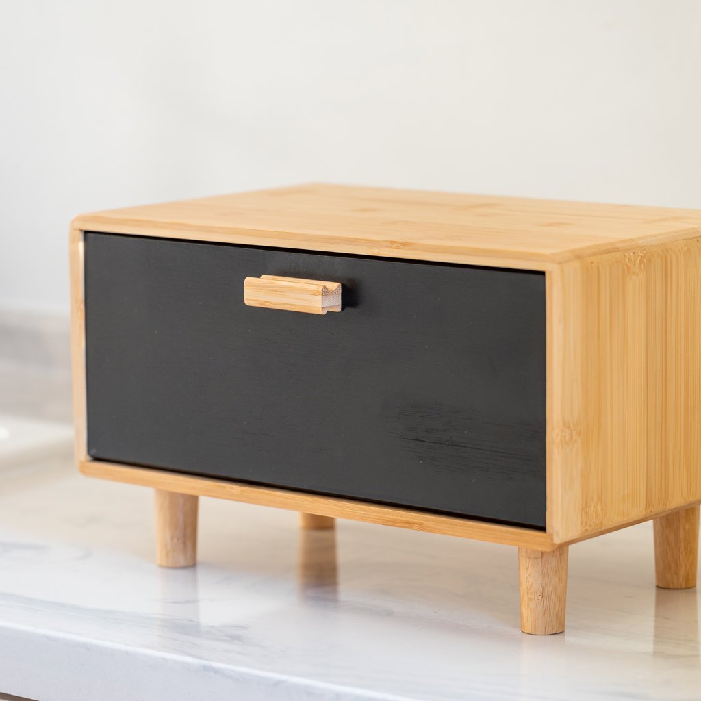 P/11-12  BAMBU EKMEK DOLABI