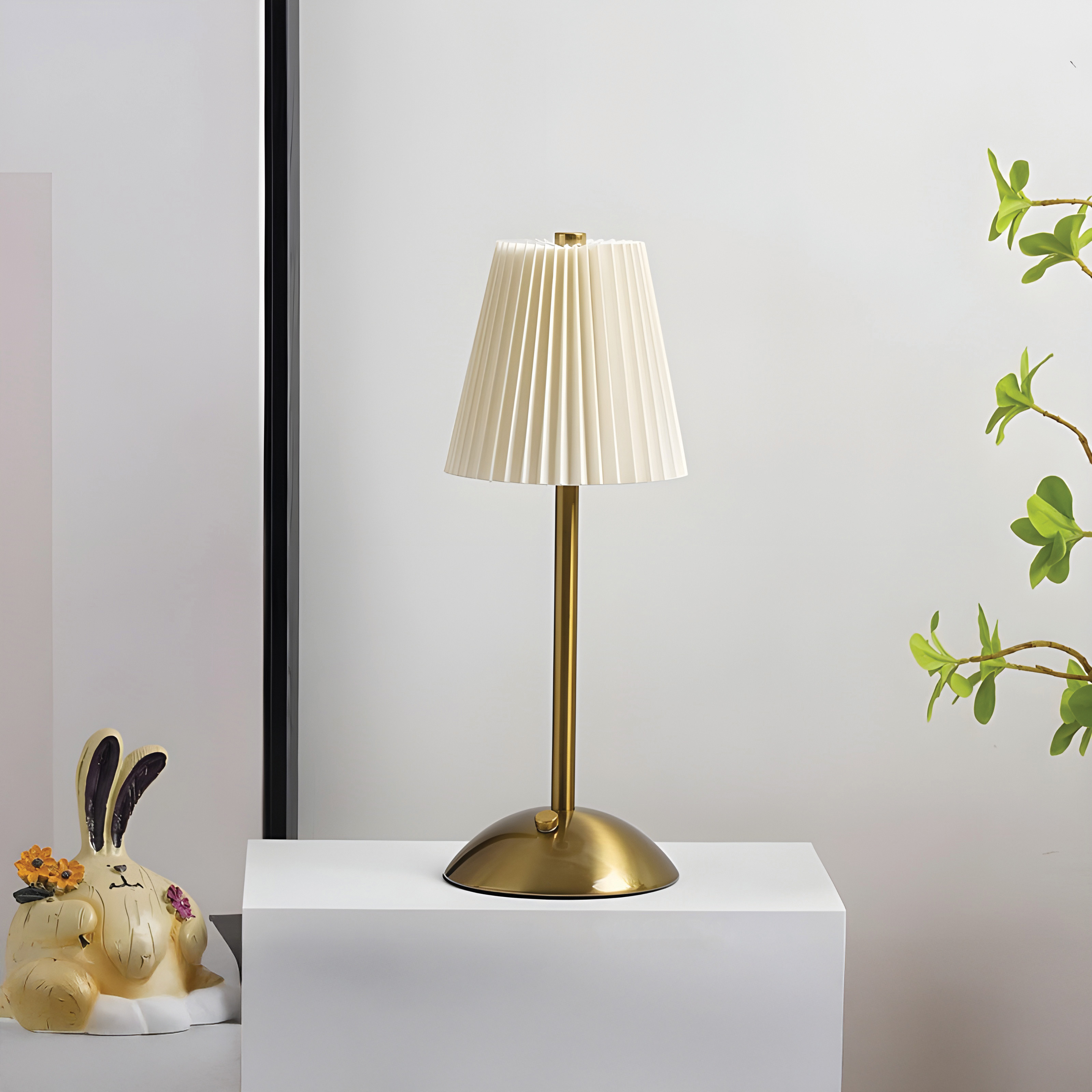 KREM MASAÜSTÜ LED AYDINLATMA